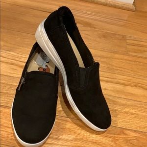 Anne Klein sport shoe